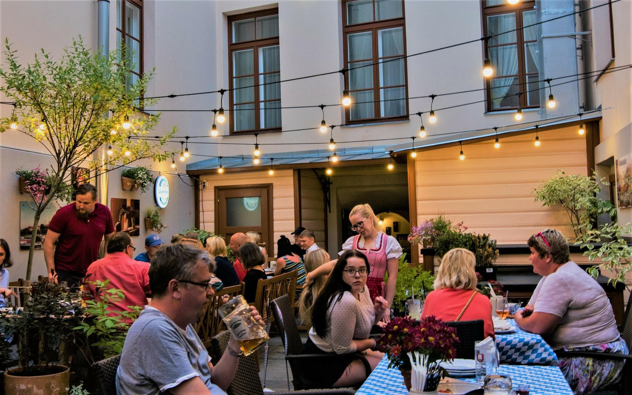 Biergarten sisehoovis