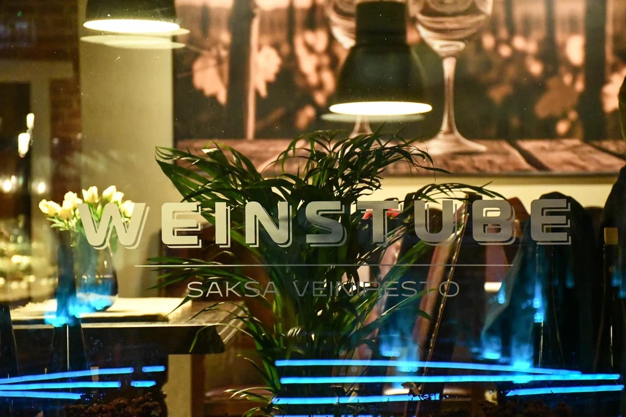 Restaurant München Weinstube sissepääs
